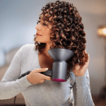 sèche cheveux dyson supersonic accessoires